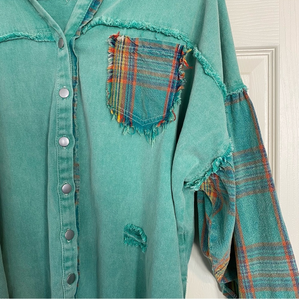 POL Shacket Women’s Medium Teal Denim Plaid Patchwork Distressed Oversized - Picture 5 of 13